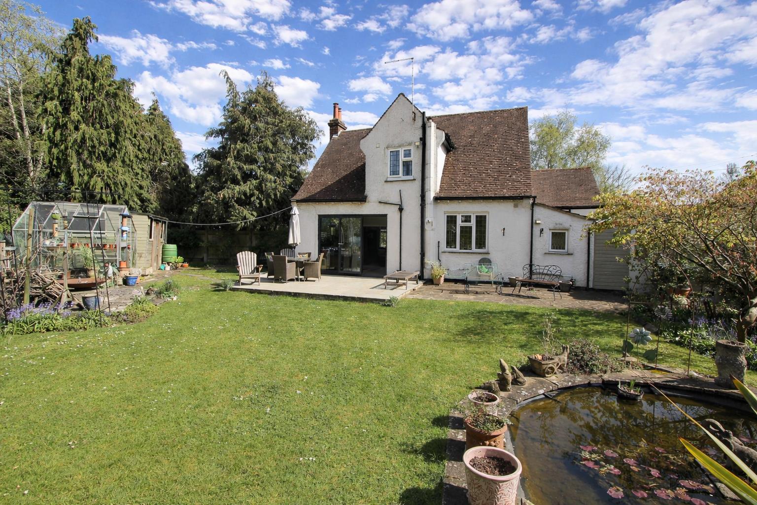 Woodmansterne Lane, Wallington